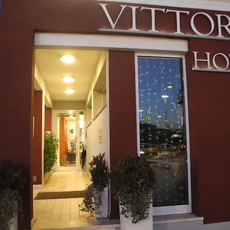 Vittoria 4* روبانو