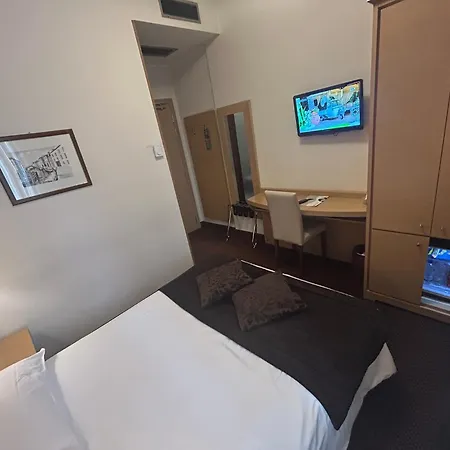 Vittoria Hotel