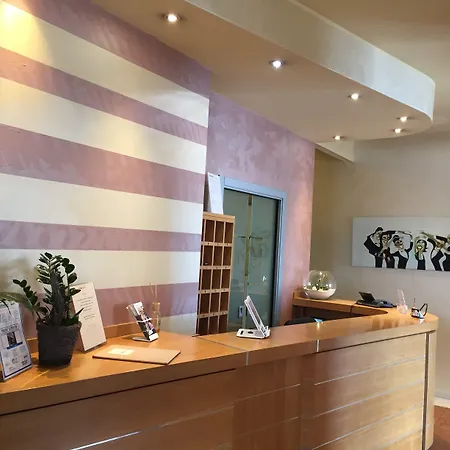 Vittoria Hotel 4*