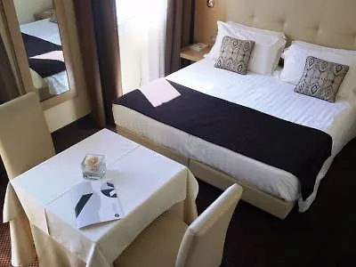 Vittoria Hotel